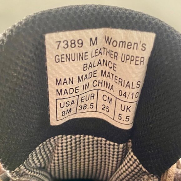 Vasque Hiking Low Top Boots Brown Women’s Size 8 - Picture 2 of 3